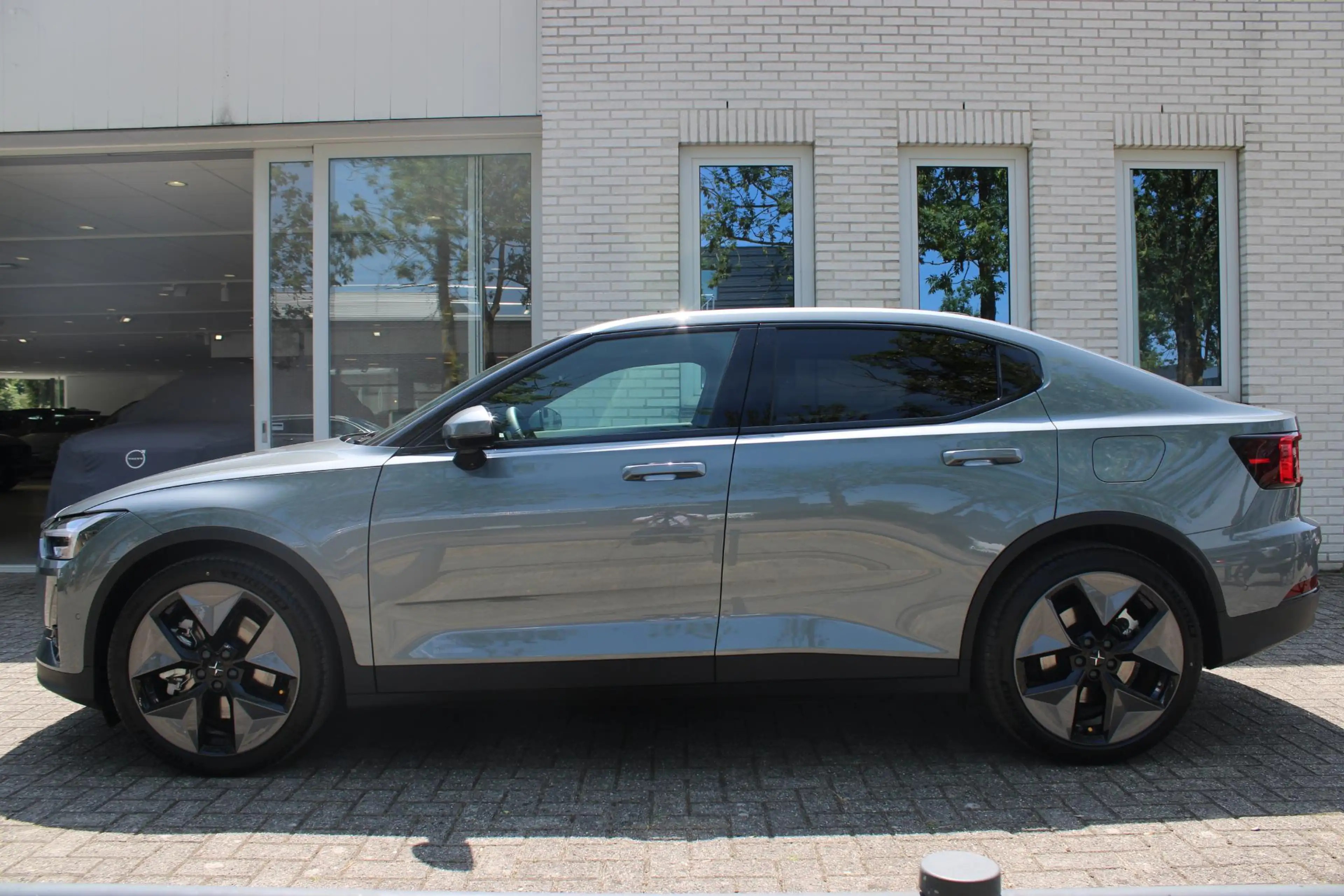Polestar 2 Long Range Single Motor Prime Pro 82 kWh | Panoram — photo 3