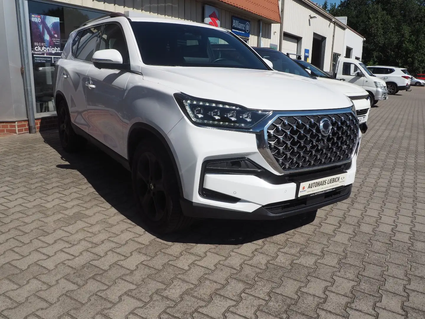KGM Rexton 2.2 8AT Sapphire Anhängerkupplung Weiß - 2