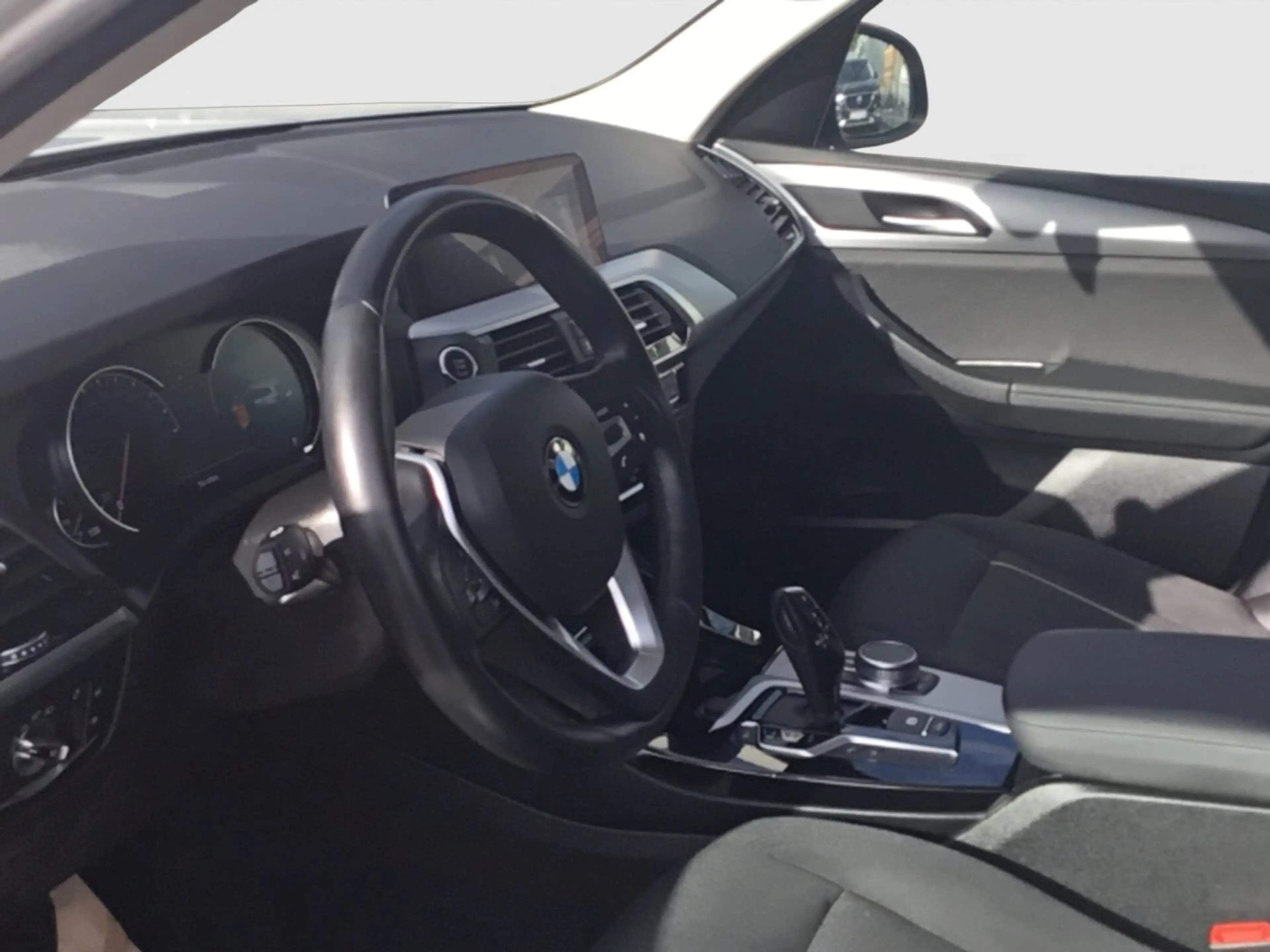 BMW X3 xDrive 20d Advantage Aut. — photo 9