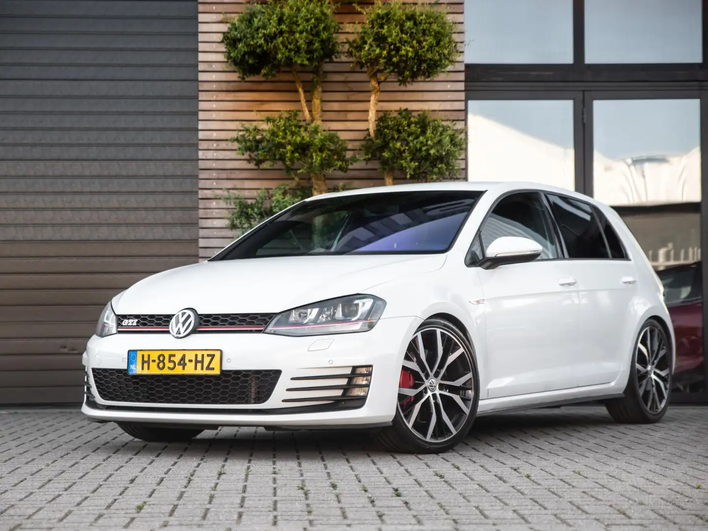 Volkswagen Golf GTI 2.0 Performance Leer Keyless Stoelv Wit - 1