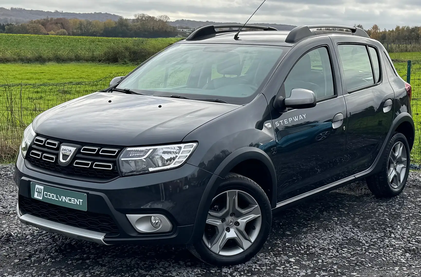 Dacia Sandero Stepway 0.9 TCe - Airco - GPS - Bluetooth Grijs - 1