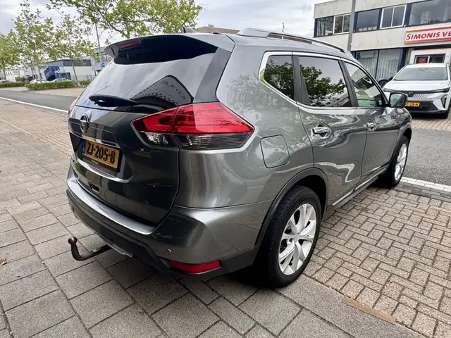 Nissan X-Trail view 6