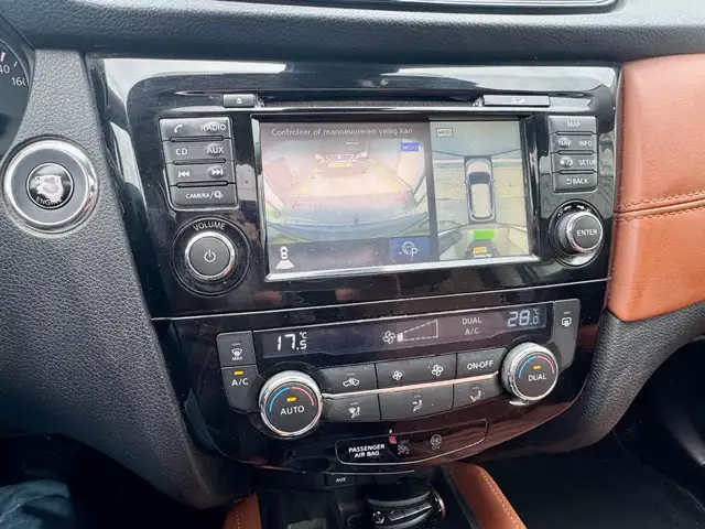 Nissan X-Trail view 14