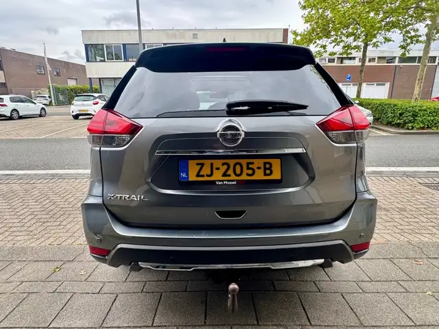 Nissan X-Trail view 7
