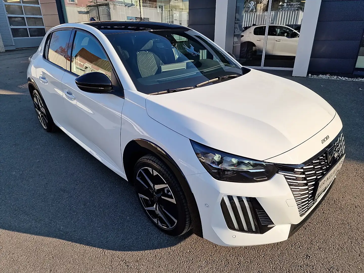 Peugeot 208 e-208 156PS 51kWh GT "sofort verfügbar" Weiß - 1