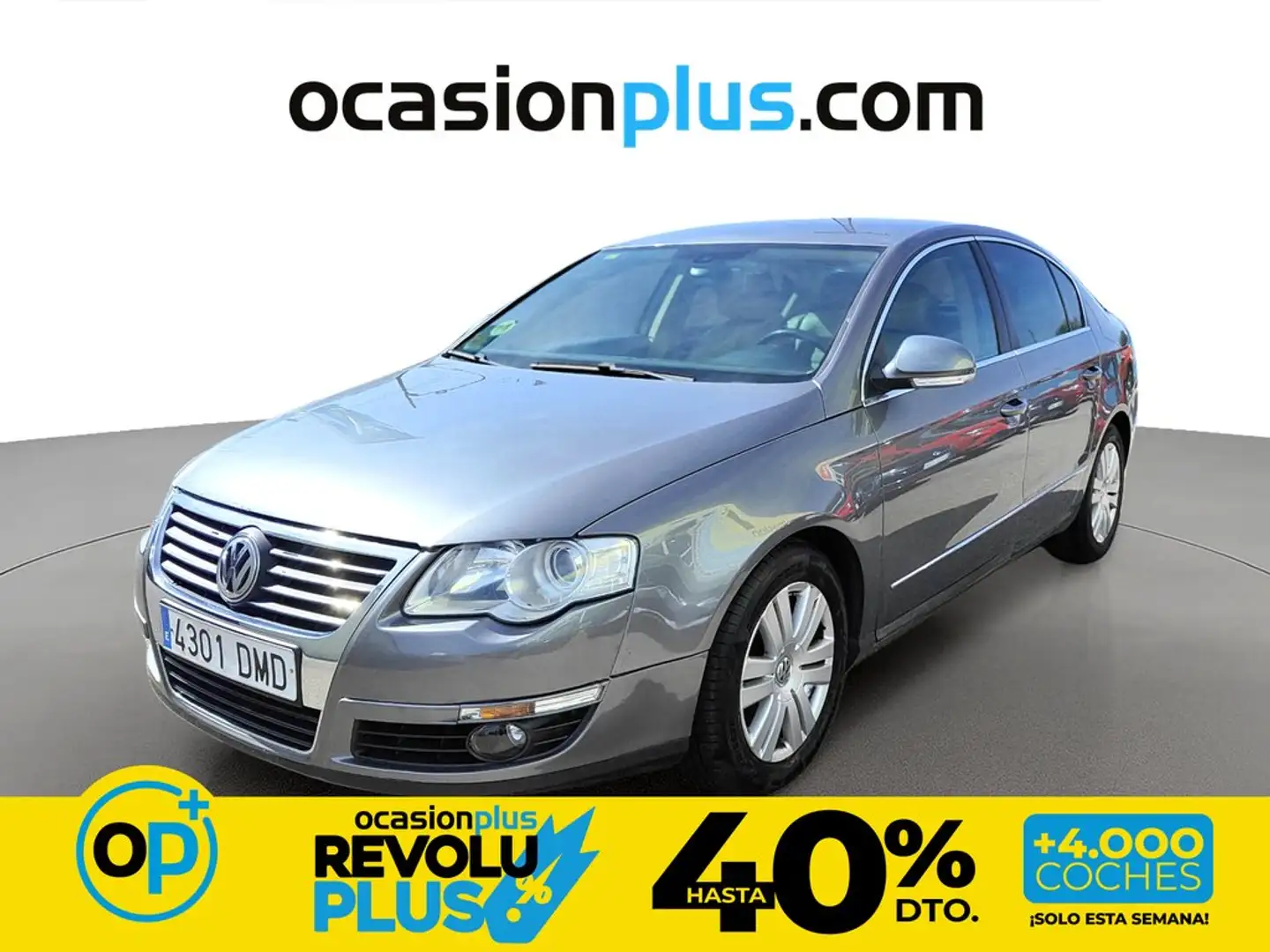 Volkswagen Passat 2.0TDI Highline Gris - 1