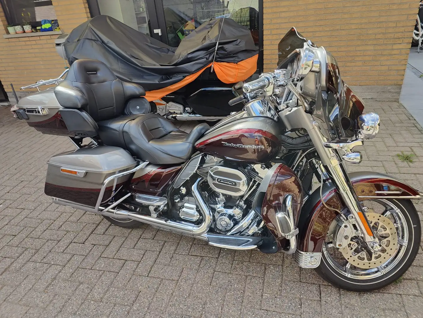 Harley-Davidson CVO Limited electra glide Zilver - 1