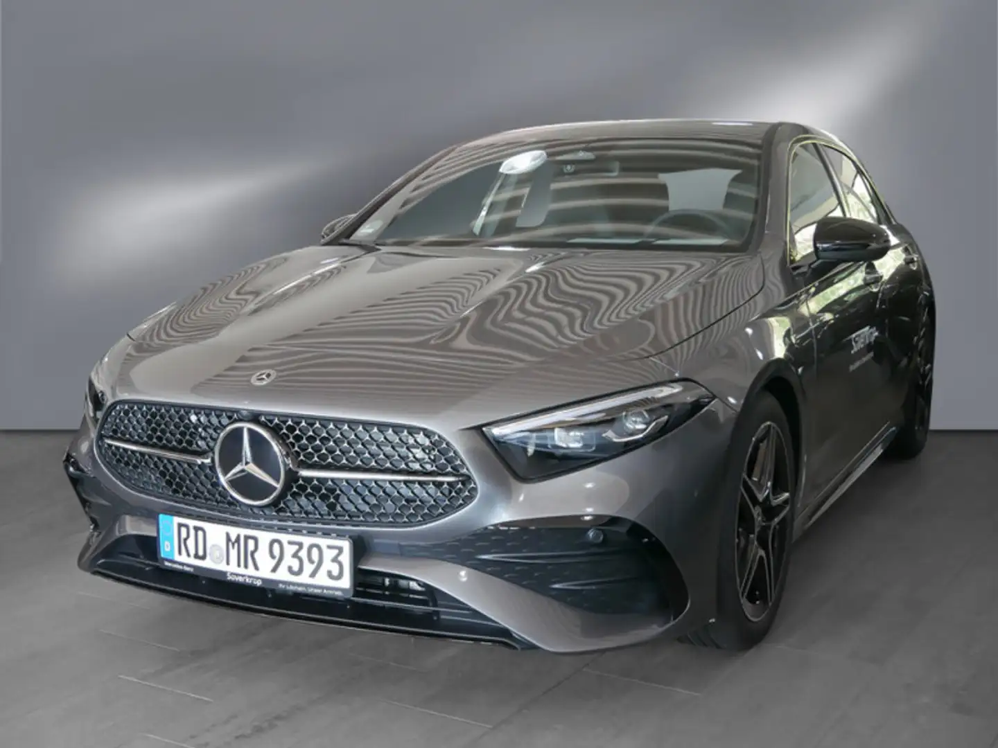 Mercedes-Benz A 200 AMG NIGHT KAMERA SPUR PDC MULTI SHZ Grigio - 1
