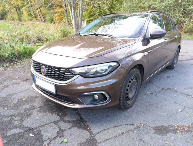 Imagine Fiat Tipo Tipo Kombi 1.6 MultiJet Lounge