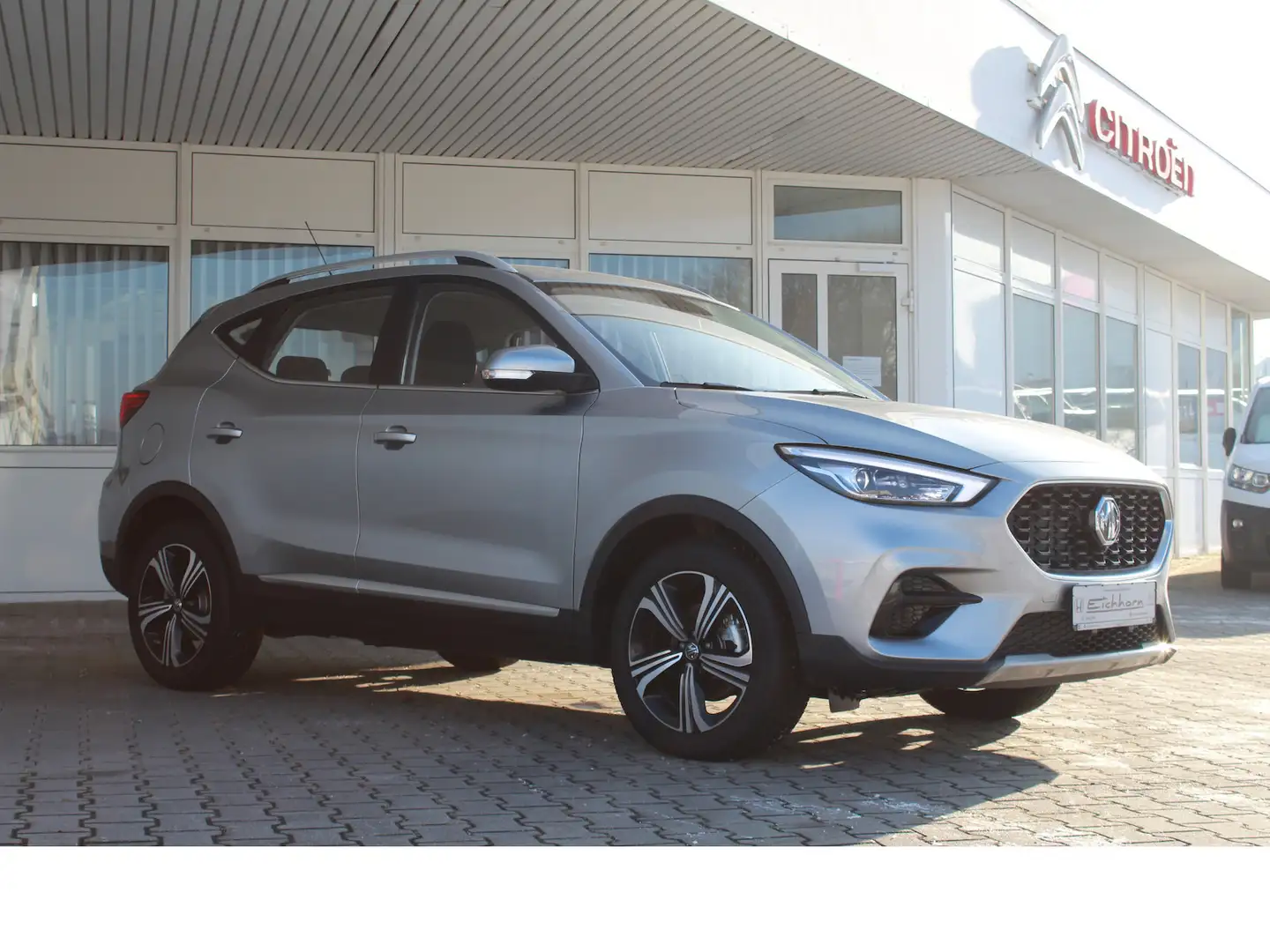 MG ZS 1.5L 5MT Com Argent - 1