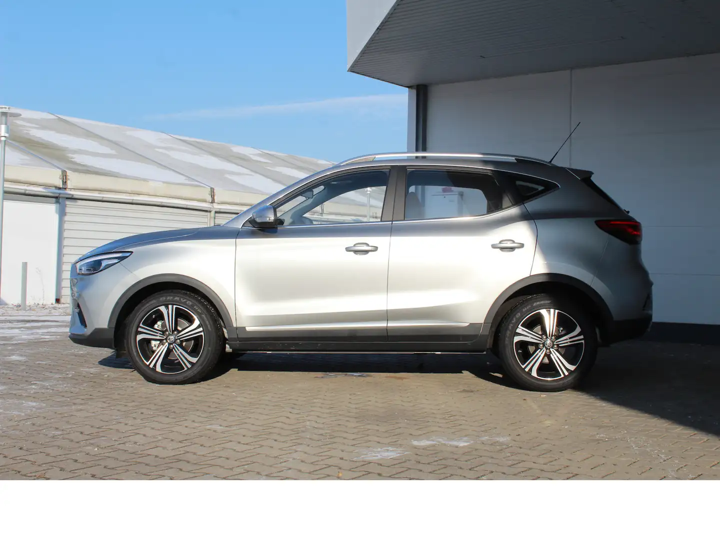 MG ZS 1.5L 5MT Com Argent - 2