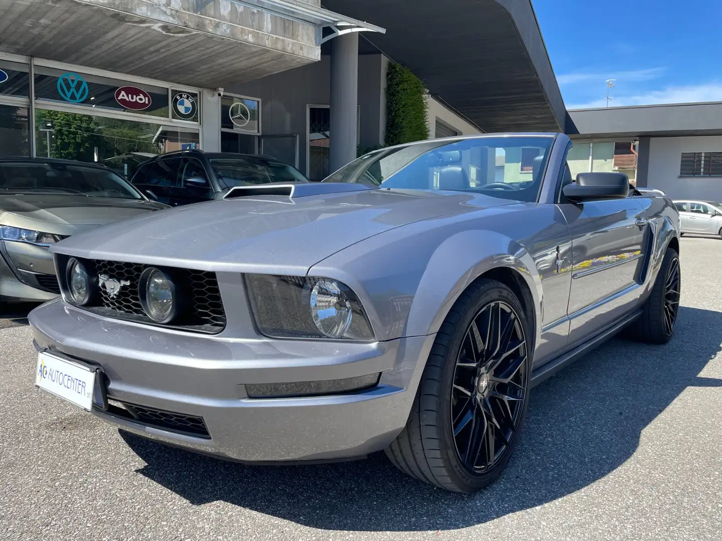 Ford Mustang Ford Mustang 4.0 V6 cabrio Benz / GPL Grey - 1