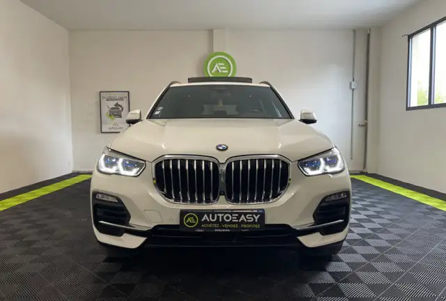 BMW X5 view 8