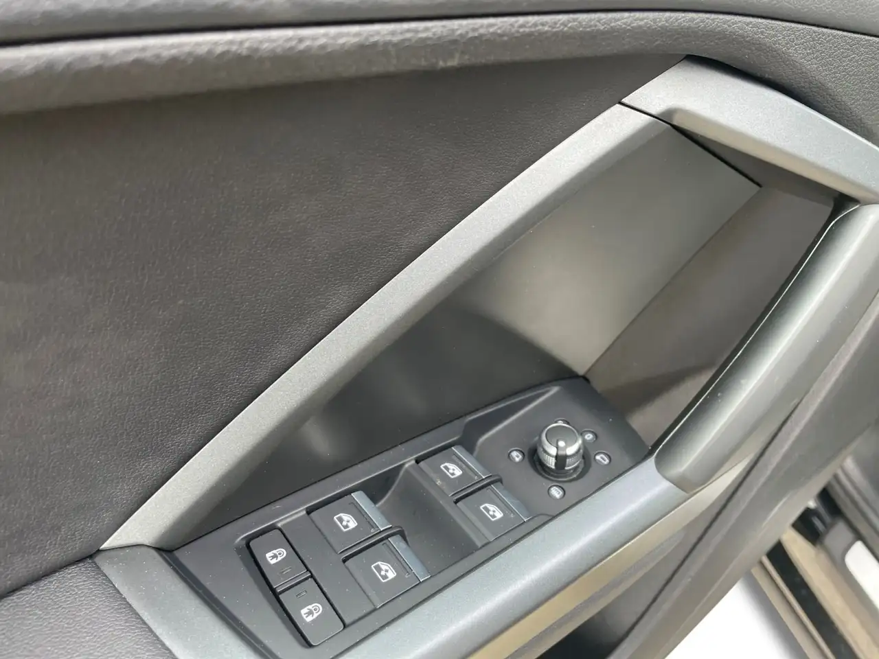 Audi Q3 40 TDI QU 2xS-LINE MATRIX+ACC+AHK, миниатюра 15