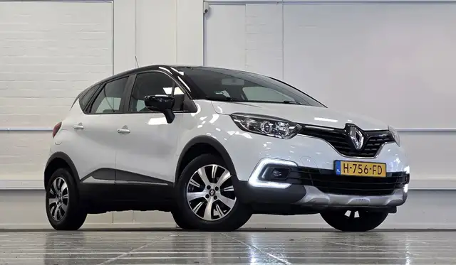Renault Captur view 2