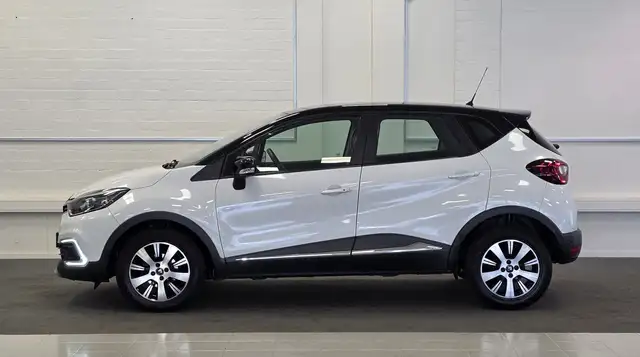 Renault Captur view 4