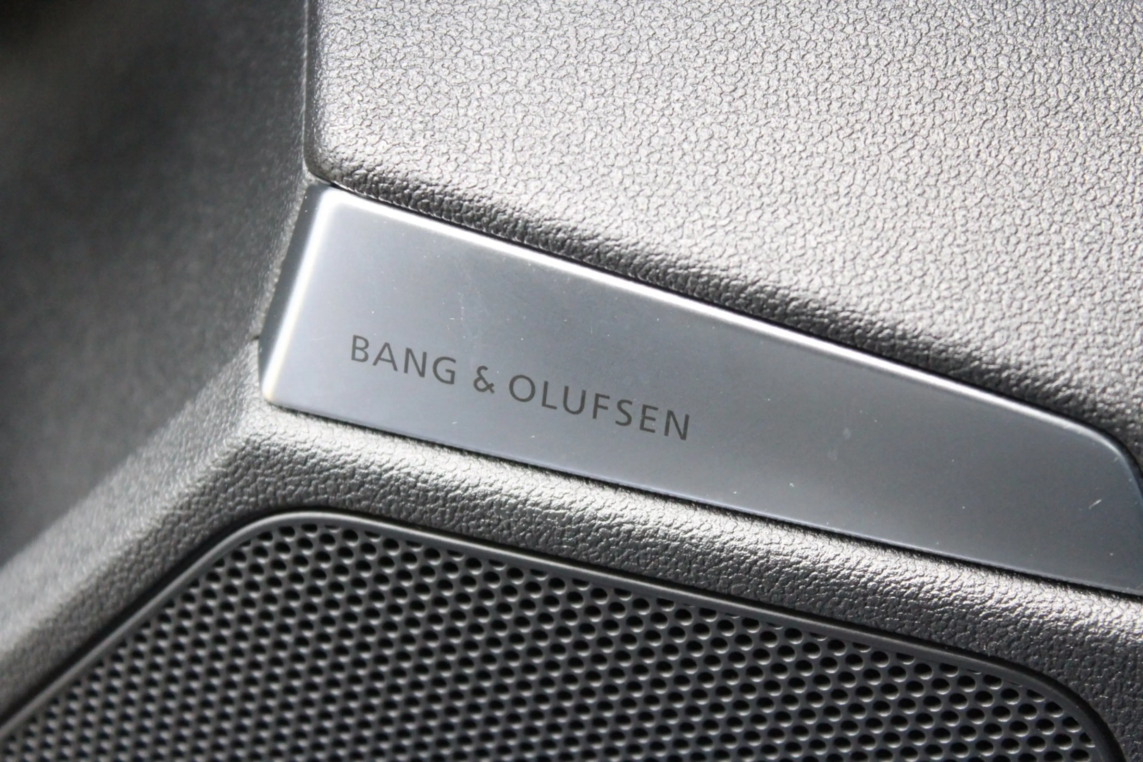 Audi A3 Sportback 40 TFSI e 3x S-Line | Pano | HUD | B&O | — photo 38