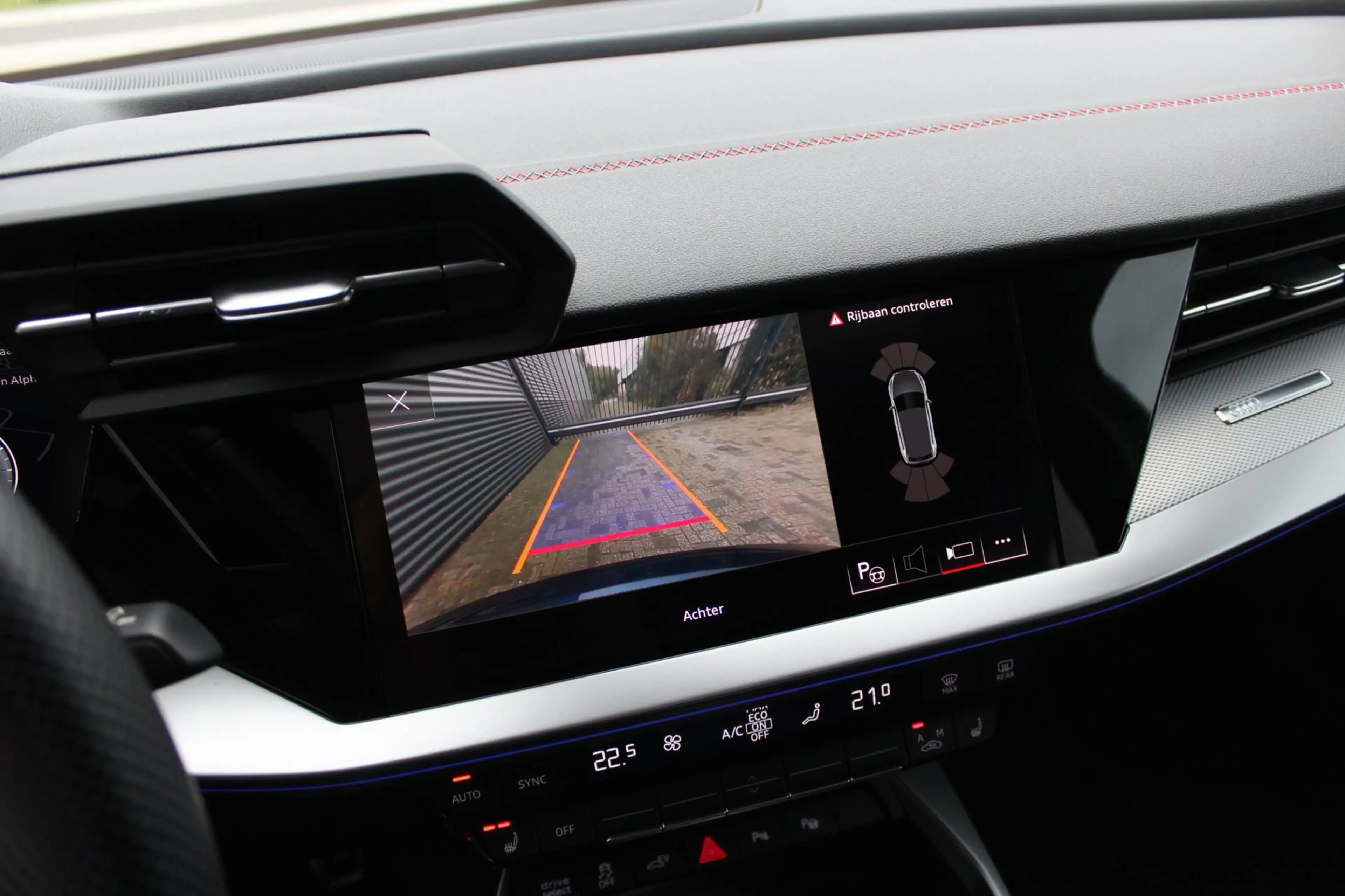 Audi A3 Sportback 40 TFSI e 3x S-Line | Pano | HUD | B&O | — photo 46