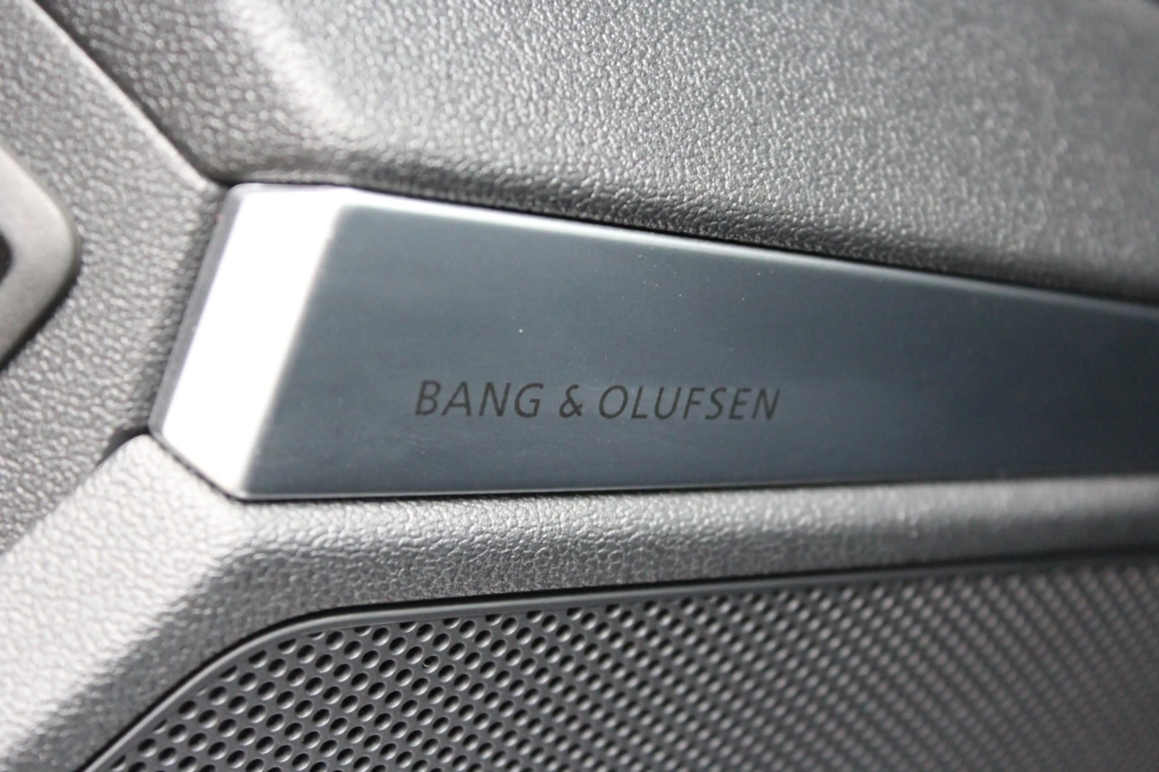 Audi A3 Sportback 40 TFSI e 3x S-Line | Pano | HUD | B&O | — photo 49
