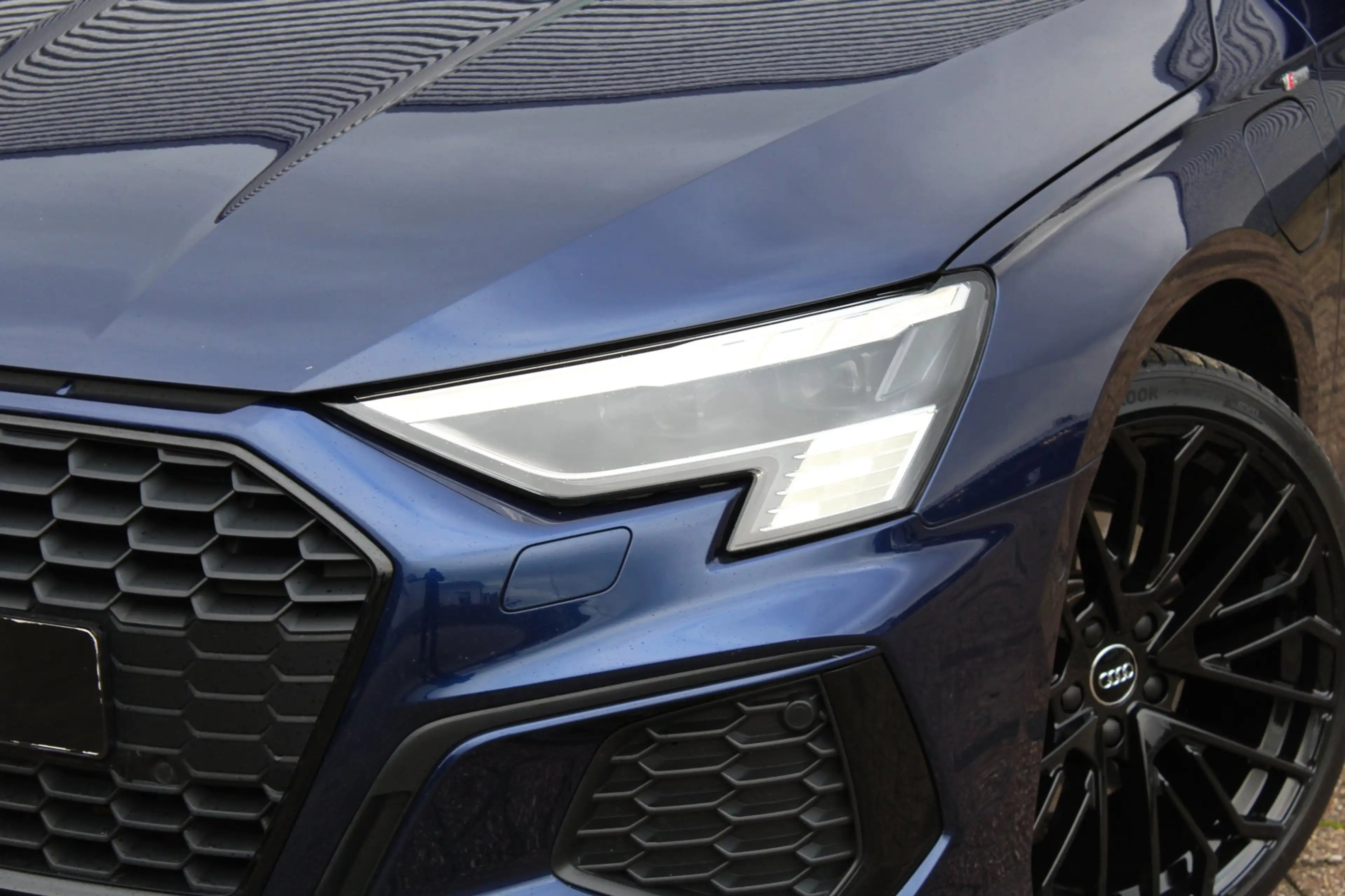 Audi A3 Sportback 40 TFSI e 3x S-Line | Pano | HUD | B&O | — photo 13