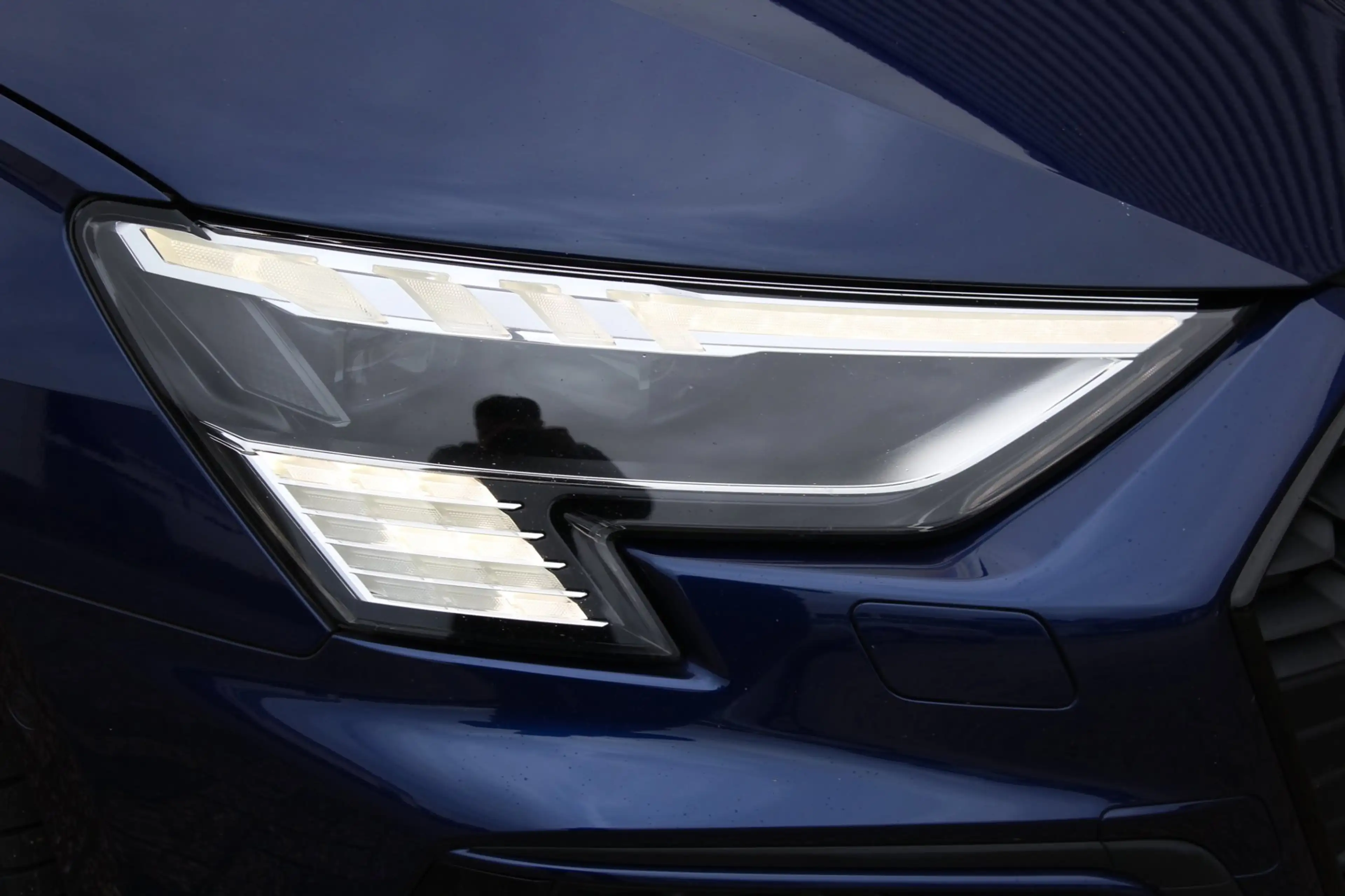 Audi A3 Sportback 40 TFSI e 3x S-Line | Pano | HUD | B&O | — photo 36