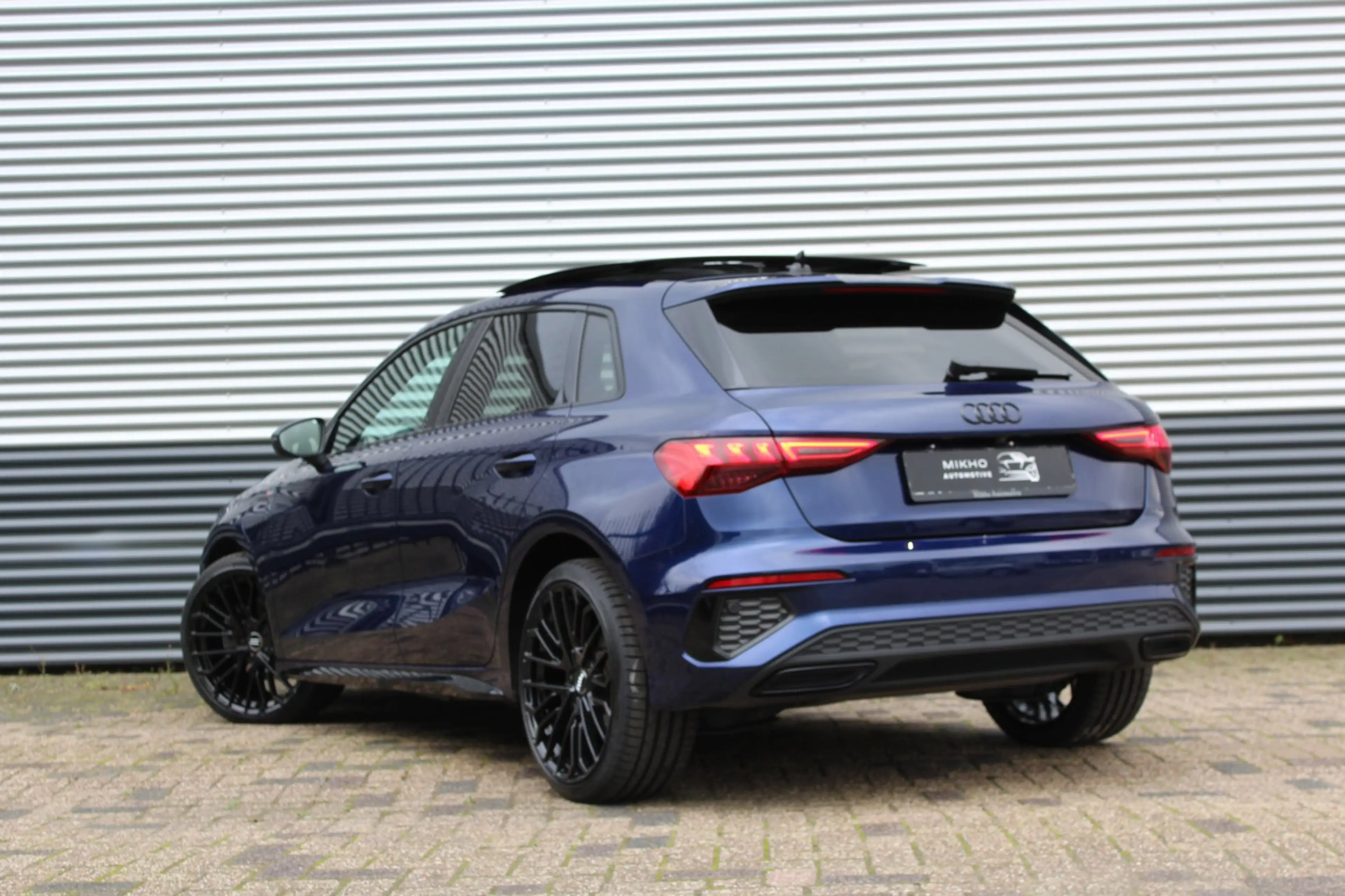 Audi A3 Sportback 40 TFSI e 3x S-Line | Pano | HUD | B&O | — photo 17