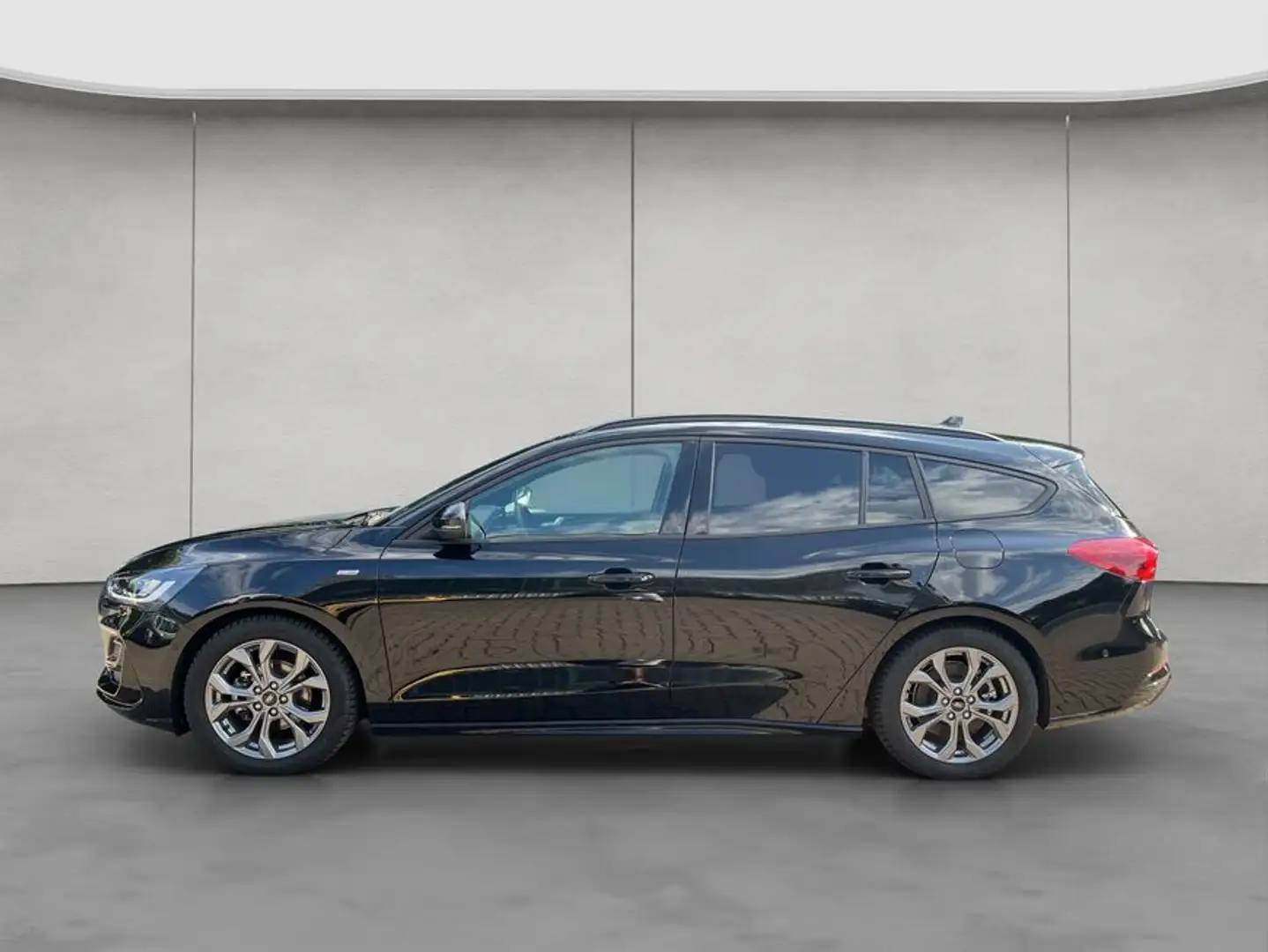 Ford Focus ST Line X 1.0 EcoBoost mHEV AHK RFK LED Na Zwart - 2