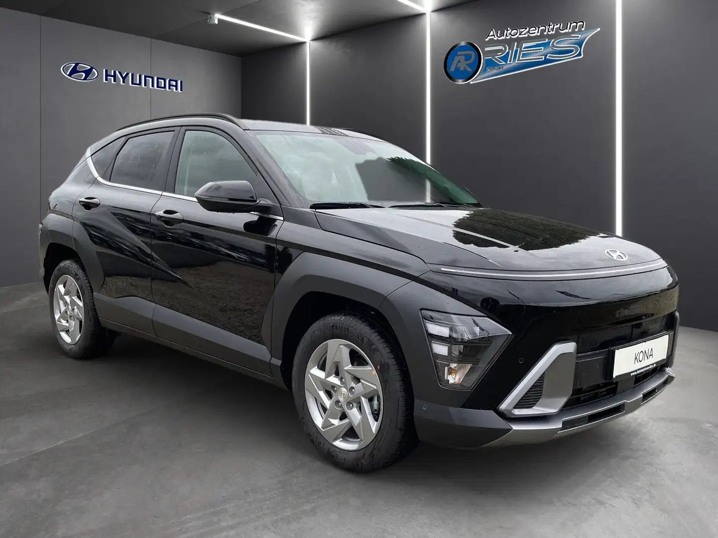 Hyundai KONA Trend *NAVI*LED*HAC*PDC*RVM*LDWS*DAW*PDW* Zwart - 2