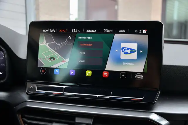 Cupra Leon view 12