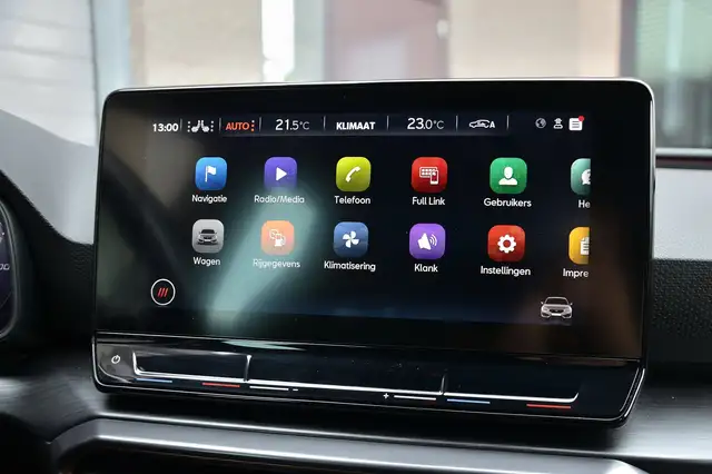 Cupra Leon view 13