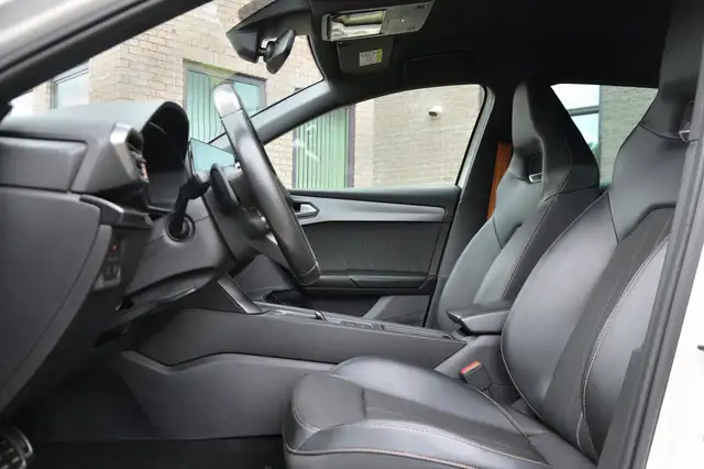 Cupra Leon view 8