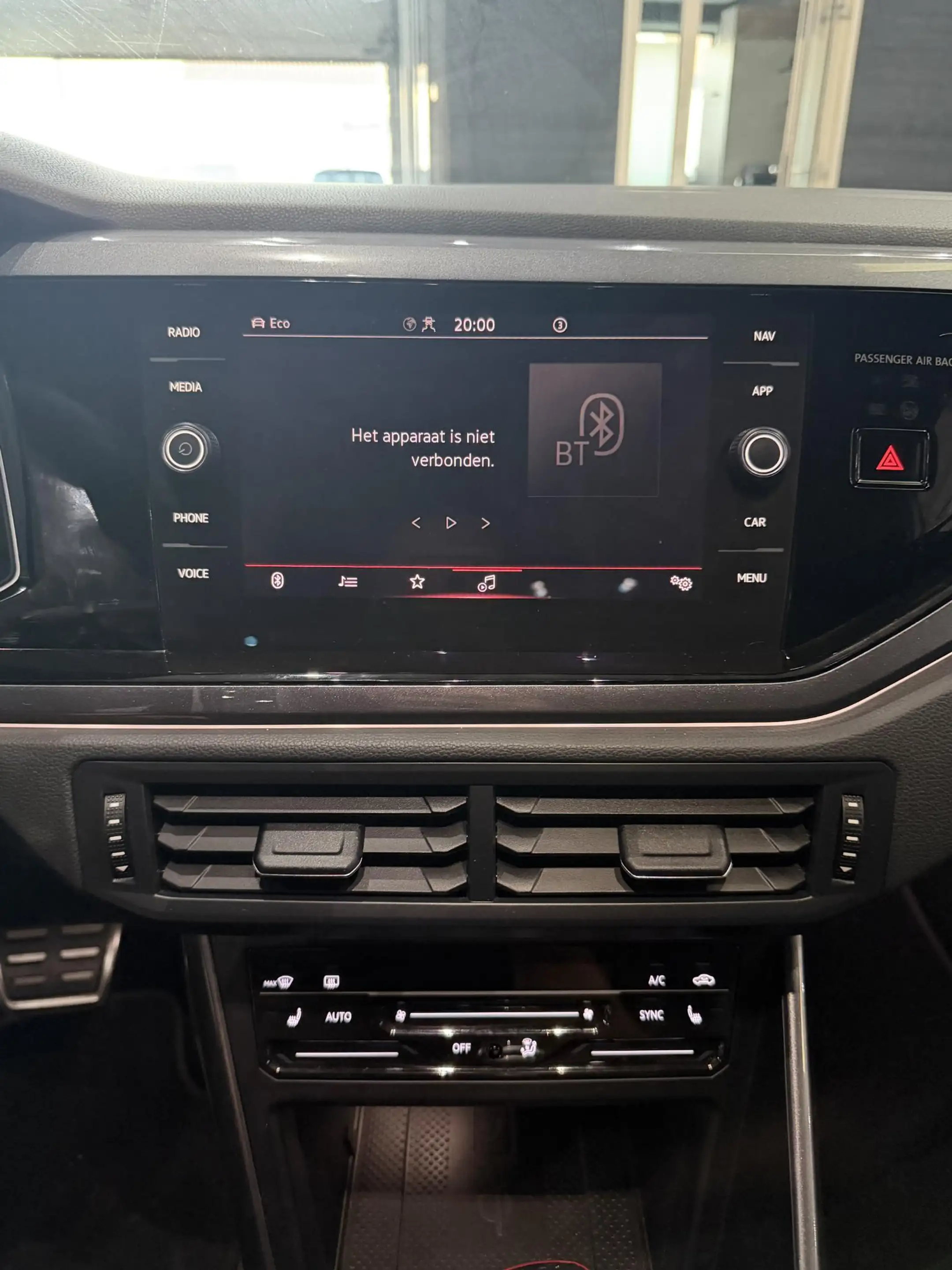 Volkswagen Polo GTI 2.0 TSI — photo 14