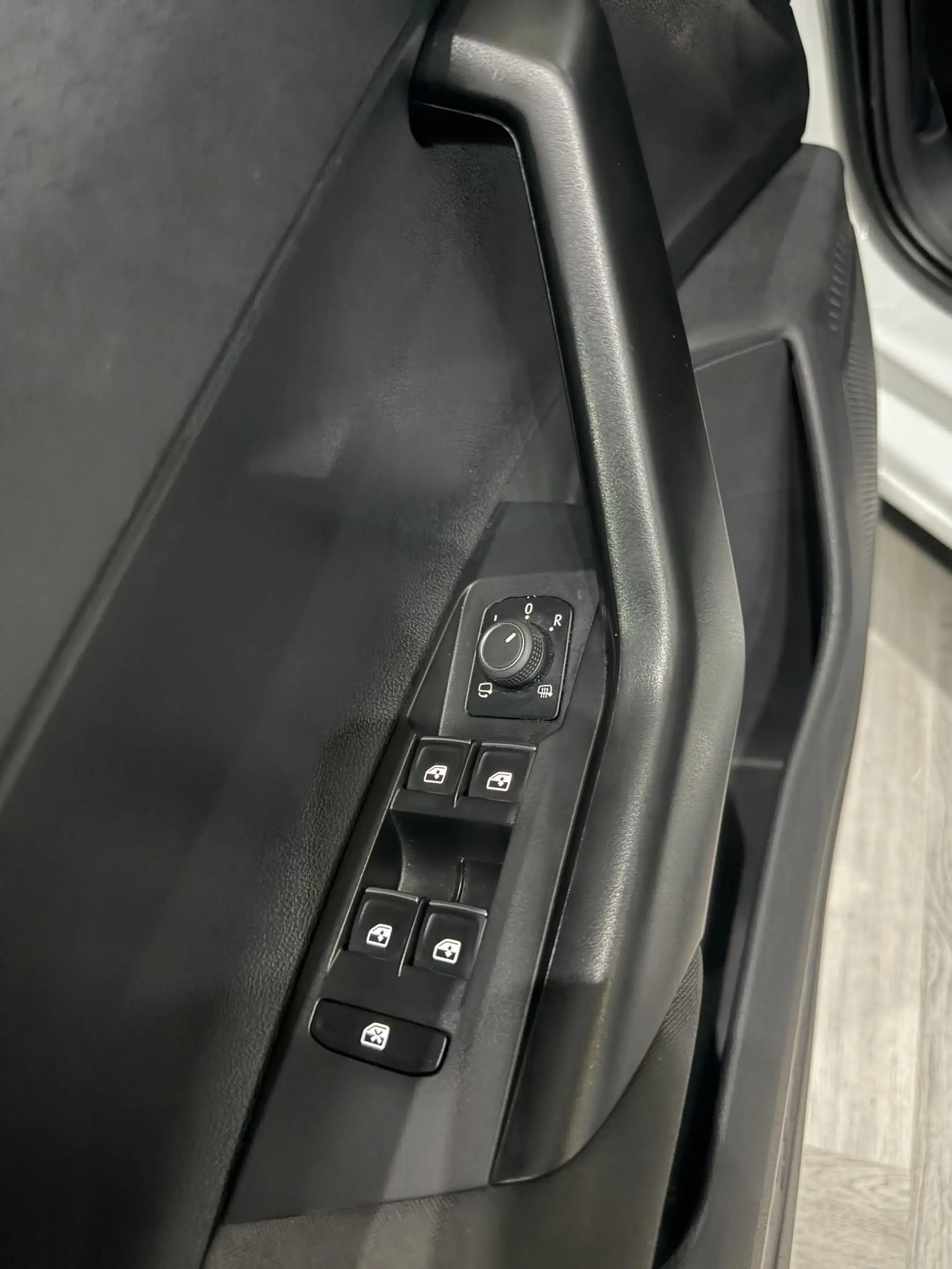 Volkswagen Polo GTI 2.0 TSI — photo 13