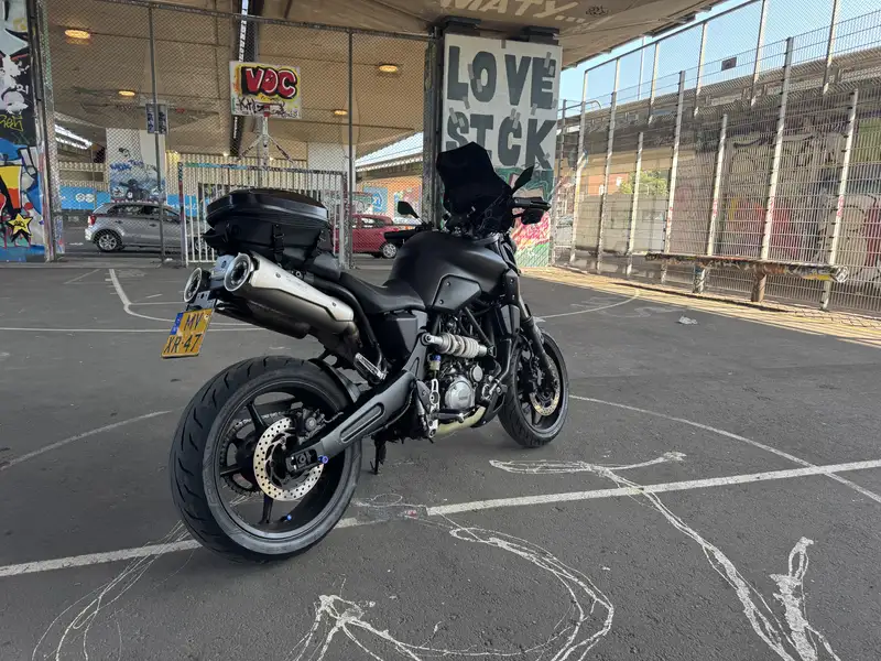 Yamaha MT-03 - foto 4