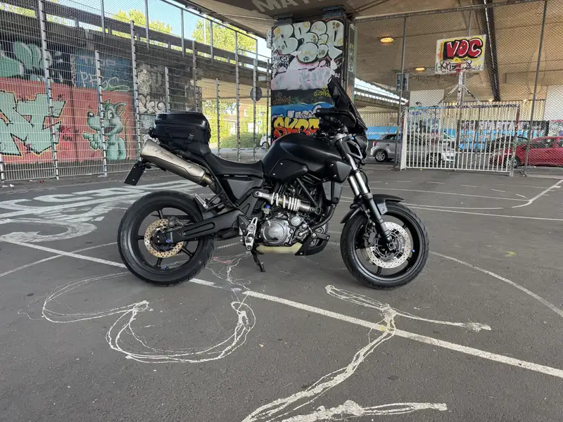 Yamaha MT-03 - foto 3