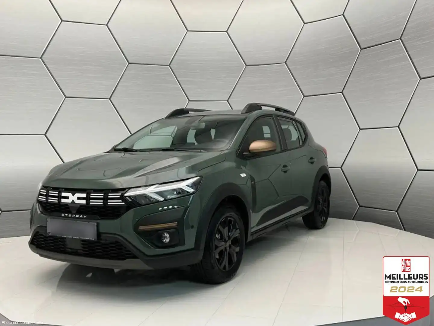 Dacia Sandero ECO-G 100 Stepway Extreme+ Zelená - 1