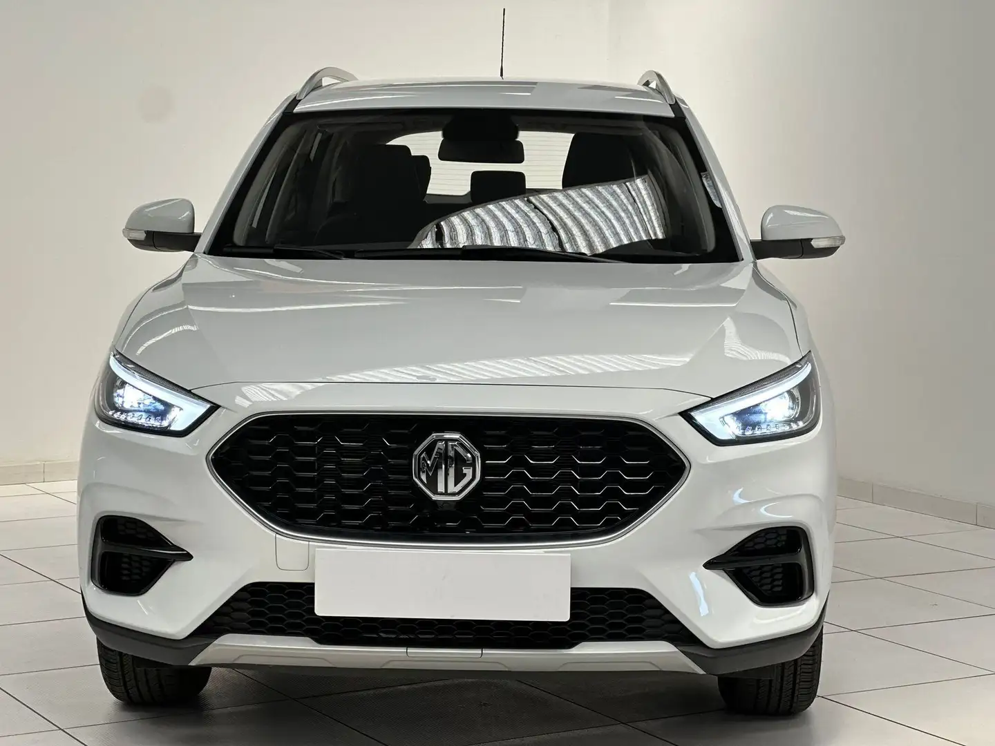 MG ZS 1.5 VTi-tech Comfort Bianco - 2