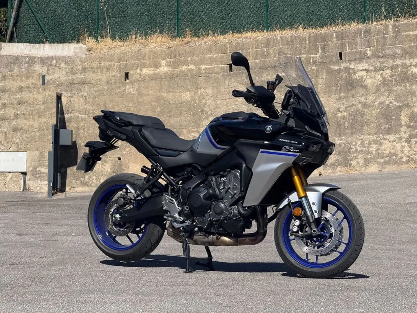 Yamaha Tracer 9 GT Grijs - 2