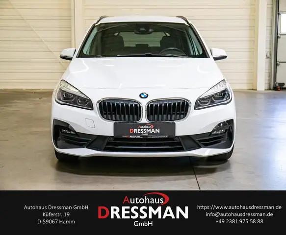 BMW 2 Series view 2