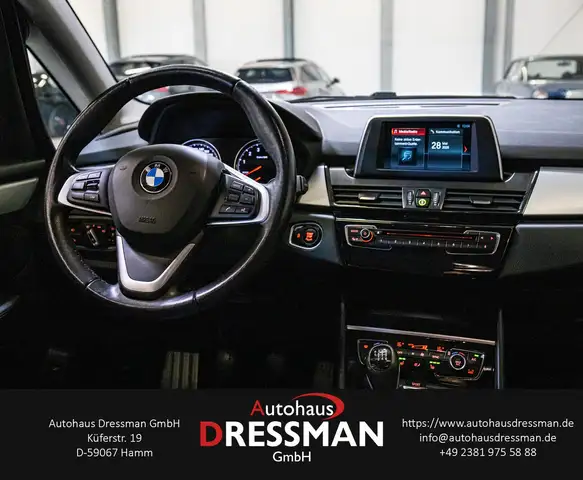 BMW 2 Series view 14