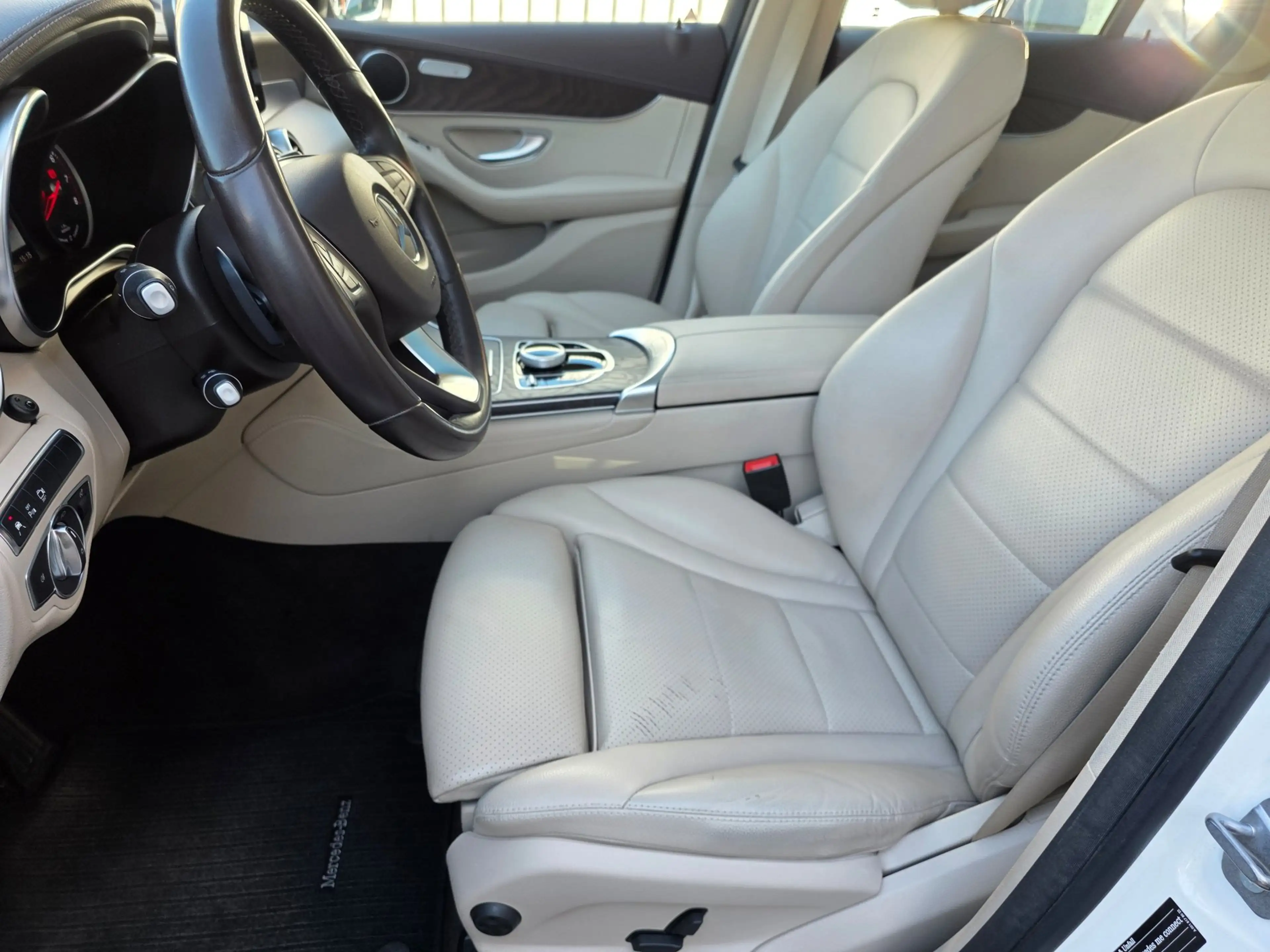 Mercedes-Benz GLC 350 350e 4MATIC Premium Plus BJ.11-2017 / Panodak / Na — photo 13