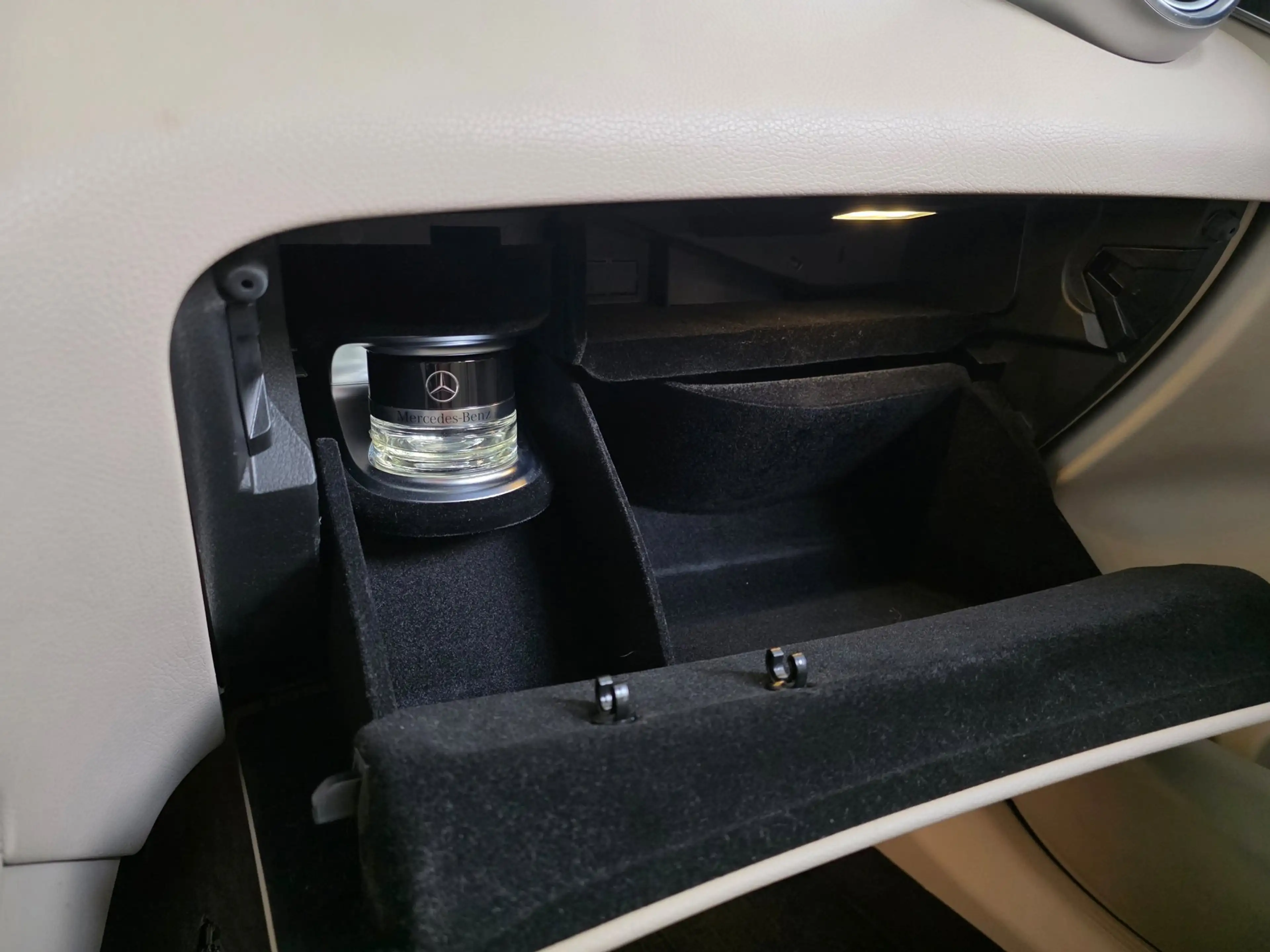 Mercedes-Benz GLC 350 350e 4MATIC Premium Plus BJ.11-2017 / Panodak / Na — photo 36