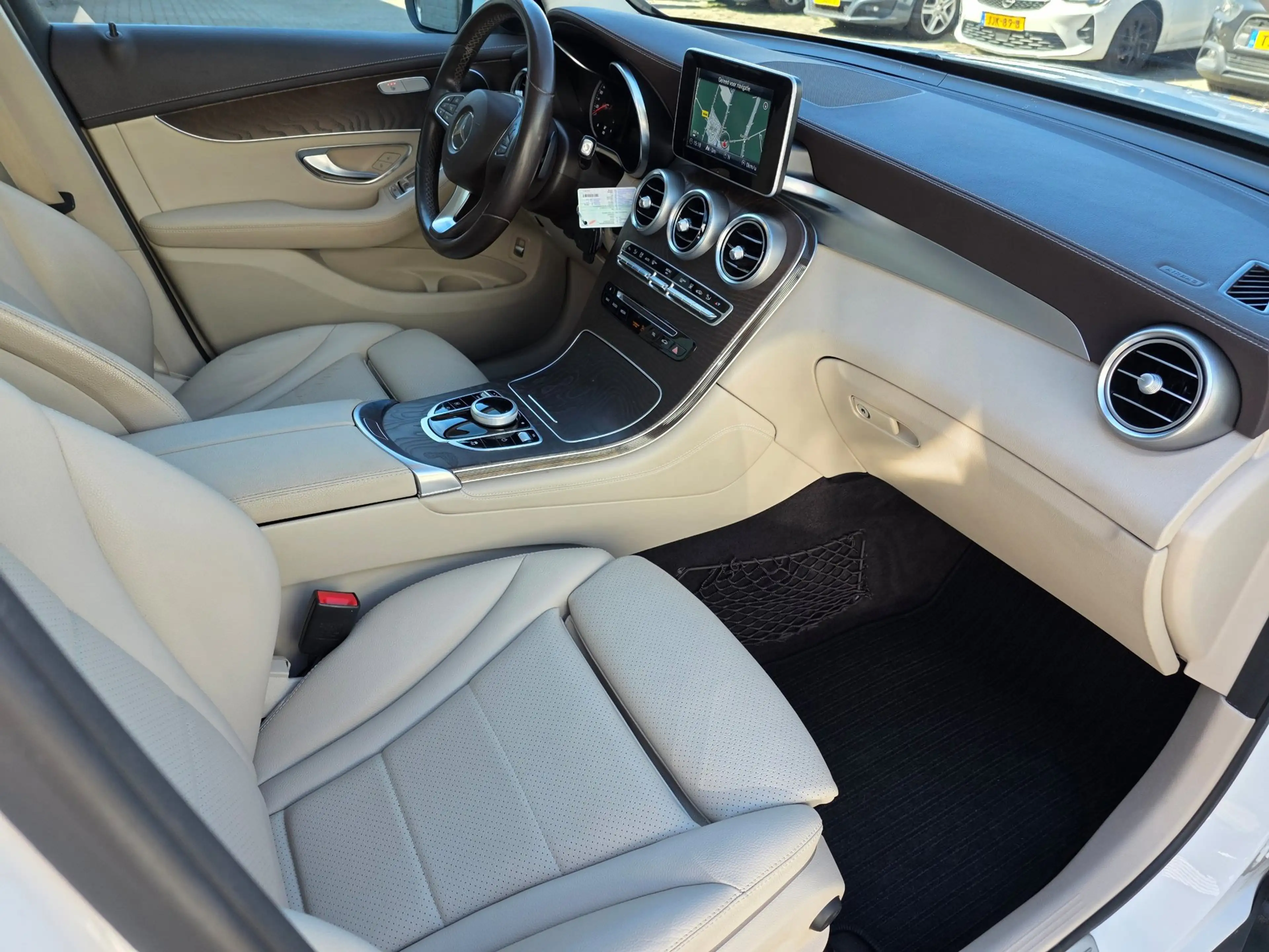 Mercedes-Benz GLC 350 350e 4MATIC Premium Plus BJ.11-2017 / Panodak / Na — photo 16