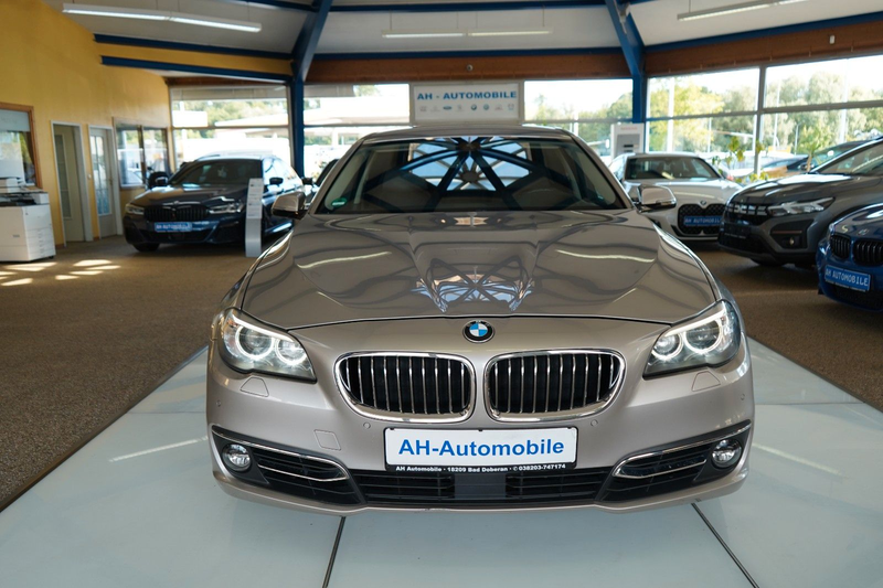 BMW 528 i Touring xDrive XENON / NAVI / LEDER / HUD — photo 5