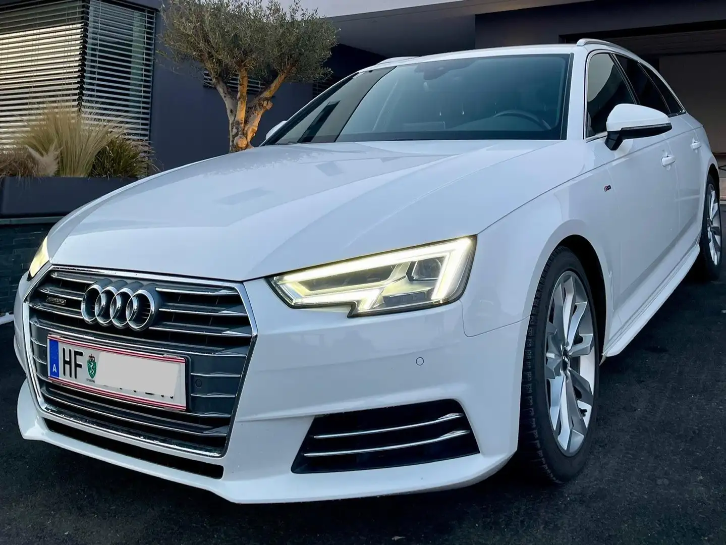 Audi A4 A4 Avant 2,0 TDI quattro Sport S-LINE S-tronic Weiß - 1