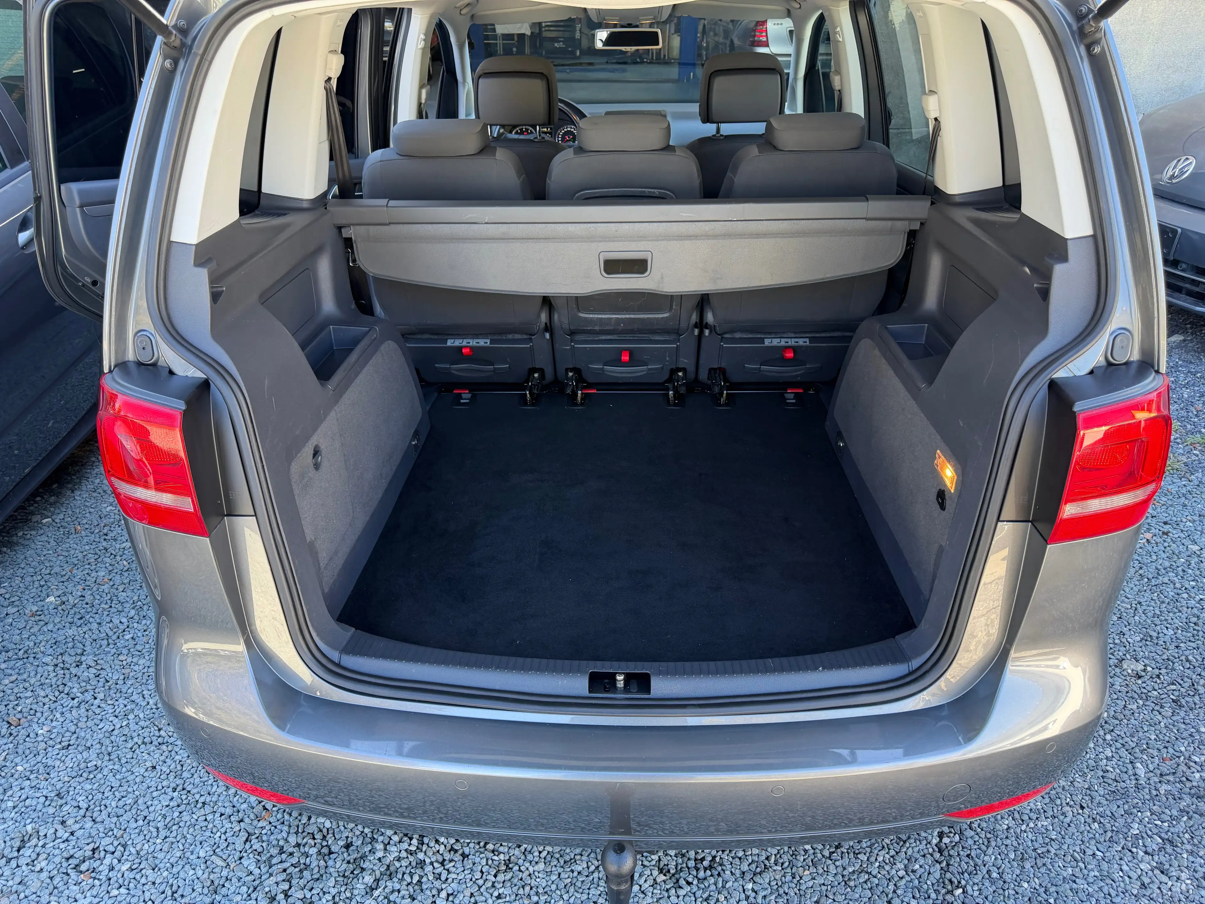 Volkswagen Touran Touran 1.4 TSI Highline DSG — photo 14