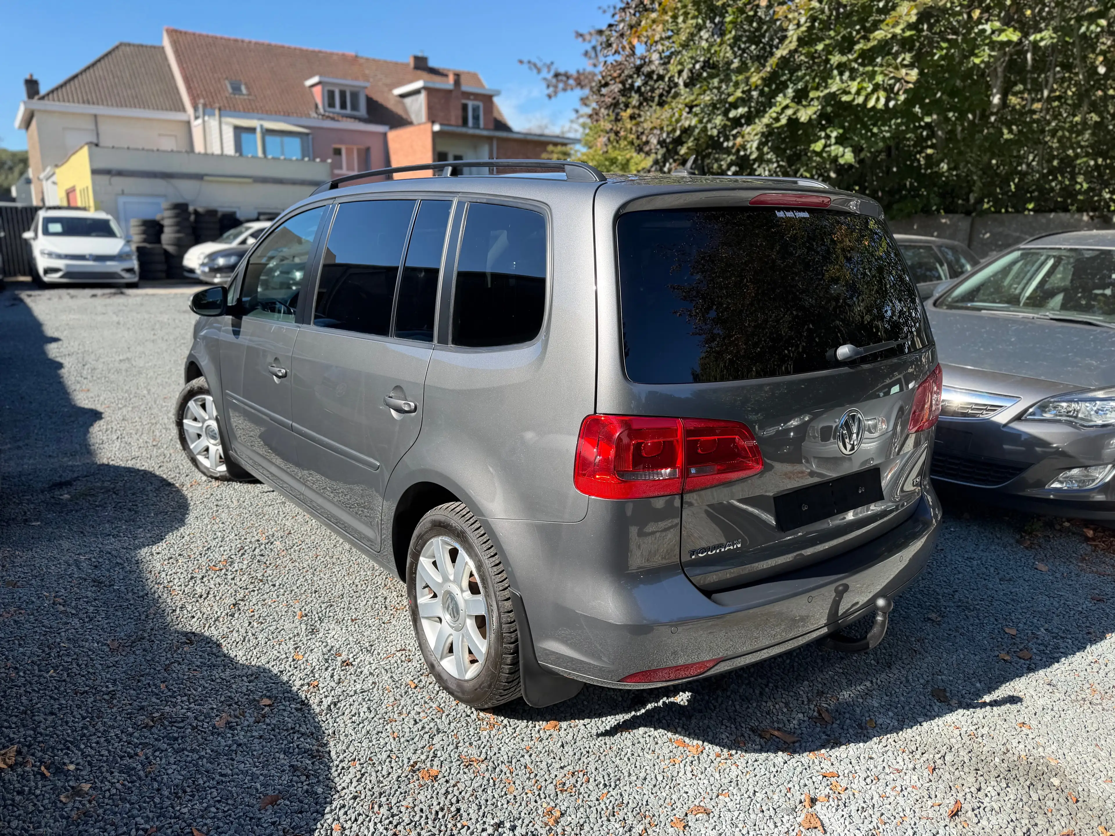 Volkswagen Touran Touran 1.4 TSI Highline DSG — photo 3