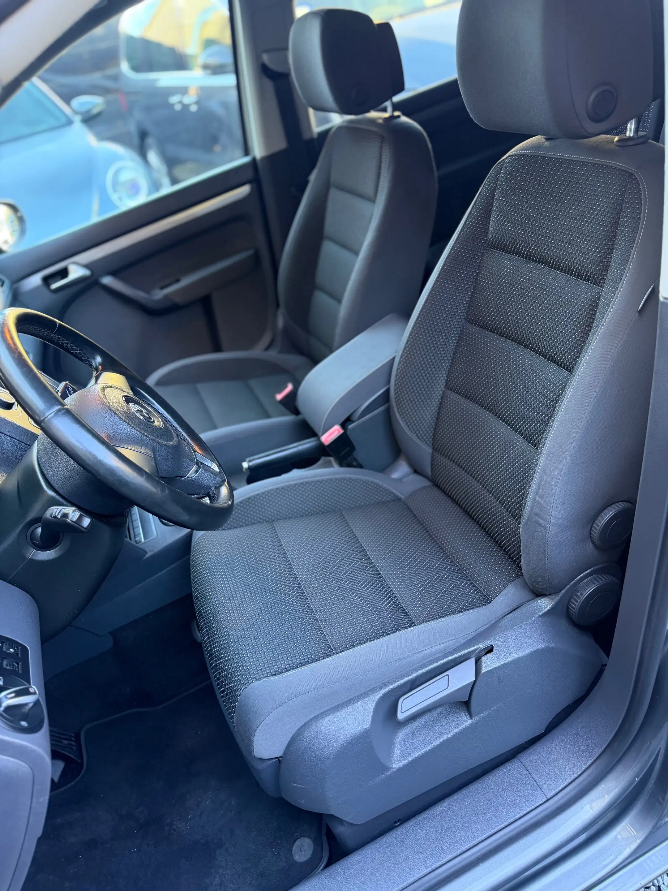 Volkswagen Touran Touran 1.4 TSI Highline DSG — photo 5