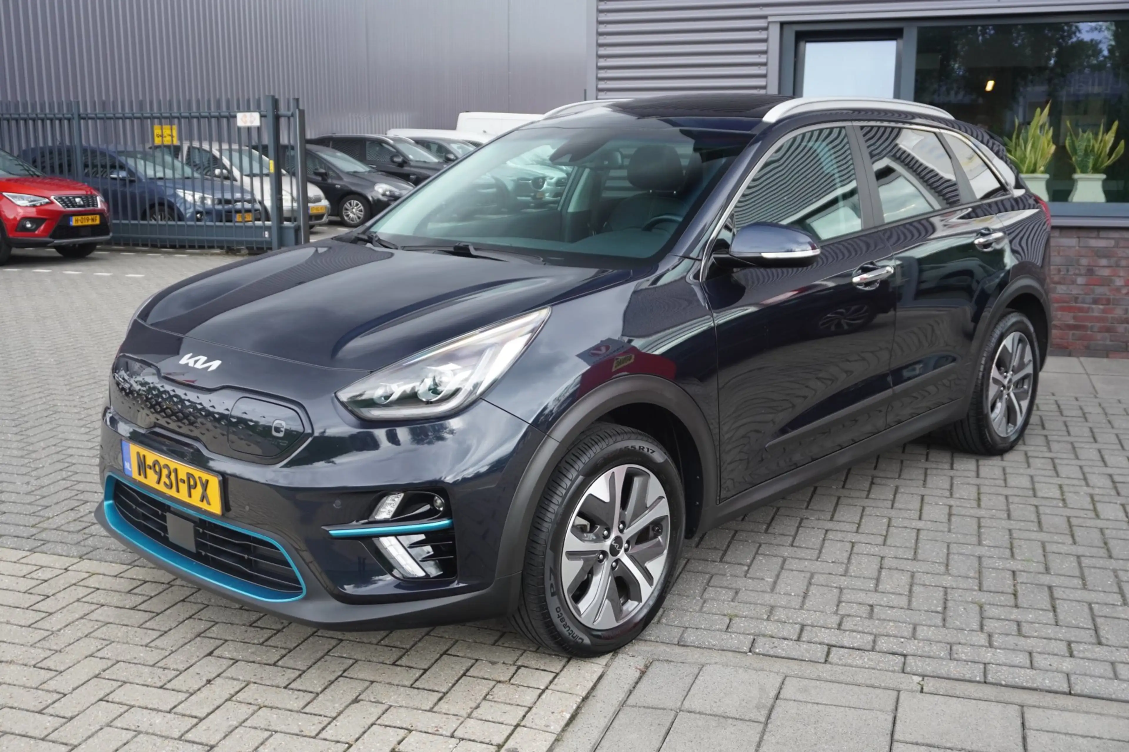 Kia e-Niro DynamicPlusLine 64 kWh / Pano / Carplay / Camera / — photo 8