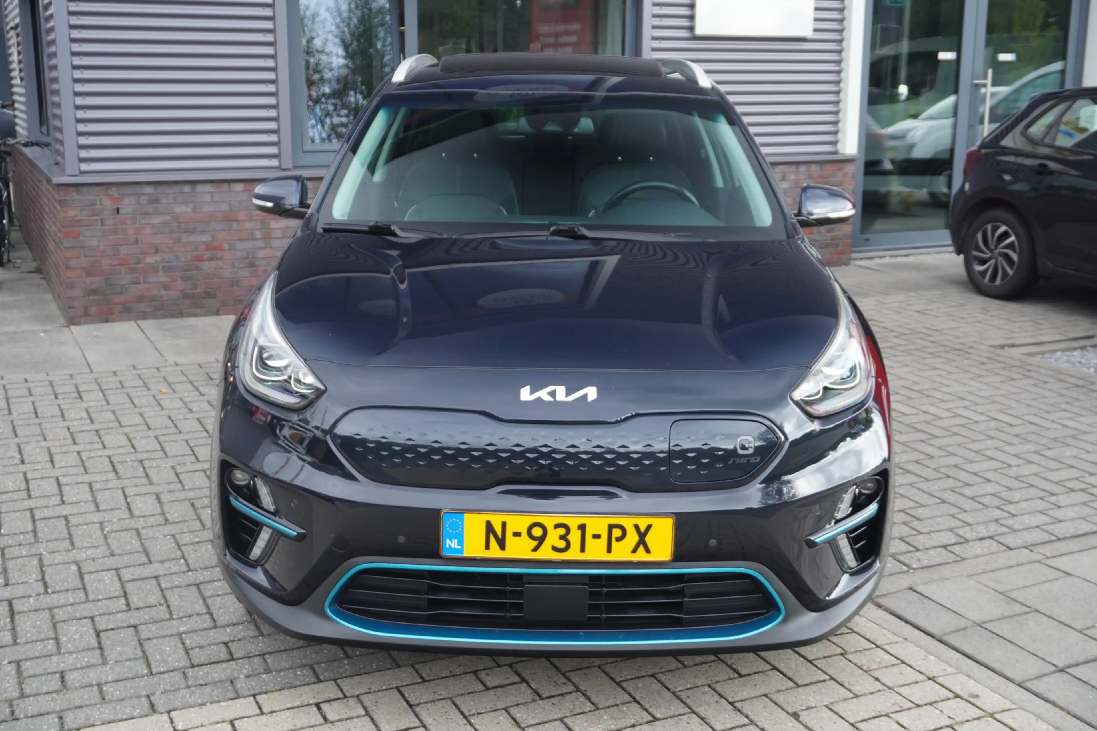 Kia e-Niro DynamicPlusLine 64 kWh / Pano / Carplay / Camera / — photo 11